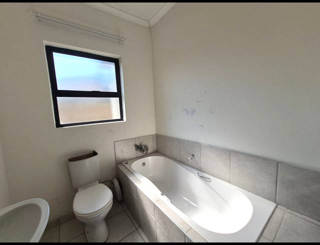 2 BEDROOM HOUSE FOR SALE IN SOUTHERN GATEWAY